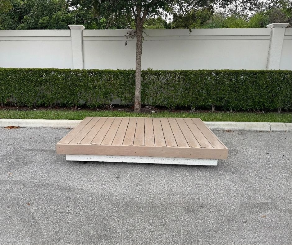 Special Offer - 5' x 7' Willy Dock with Sand Castle PVC Decking